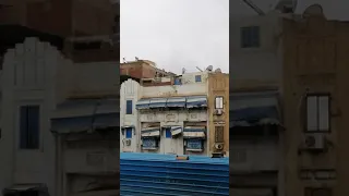 شاهد سقوط برج حمام من أعلى عماره بالسويس 