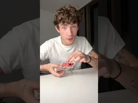 Impossible sleight of hand #magic