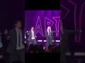 Download Lagu Apt performance by brouno and  roseé.
