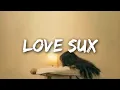 Download Lagu Avril Lavigne - Love Sux (Lyrics)