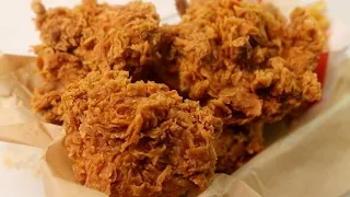 شاب مصري نزل الوصفة السرية لدجاج كنتاكي معجزة  شاب مصري نزل الوصفة السرية لدجاج كنتاكي معجزة
