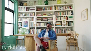 Touring a Live-in Gallery Apartment in the Heart of Manhattan Visitors Book