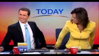 Lisa s wardrobe malfunction