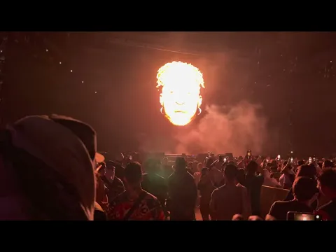 Duke Dumont playing red light green light Coachella 41722