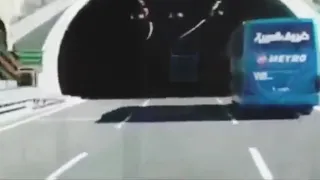 بالامس كنا نجتمع ليل ونهار واليوم يابعدك ويابعد دارك ليت الليالي علمتني بالاقدار وليت القدر يرحم بحا دندنها