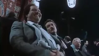 مشهد العزاء من فيلم الكيف دندنها