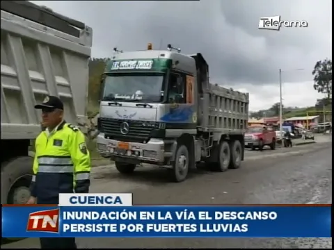 Inundación en la vía El Descanso persiste por fuertes lluvias