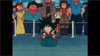 غوكو صغير يقاتل ويأخذ مال 