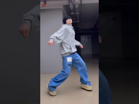 Can’t see the front hhh😄#runbts @bts.bighitofficial #dance #rikimaru #danceshorts #RikimaruDailyLife