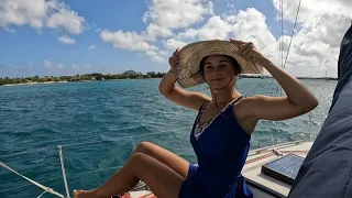 Aruba. Solo sailor traveling musician first aproach