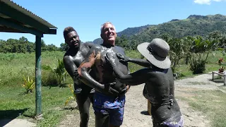 Sailing fast!!!! from Fiji back to Australia. We tour a giant clam farm and have a mud bath…Ep37