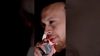 عدي الزاغه  انا كرهان الكون كرهت كل شئ بجنون عمر اسود اللون و سنين ما بترجع            دندنها