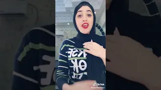 كل الناس فكرنى سعيد وانا فى الحزن تملى وحيد  كل الناس فكرنى سعيد وانا فى الحزن تملى وحيد