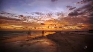 أنشودة سيأتي الضياء برغم الغيوم دندنها