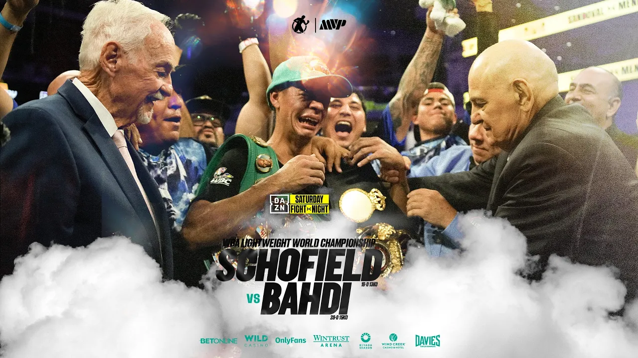 Sergio Mendoza gets emotional during his post-fight interview after capturing the world title. 🏆🥊