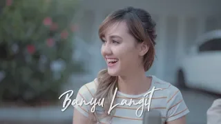bule cantik nyanyi lagu jawa banyu langit didi kempot jodilee warwick cover 