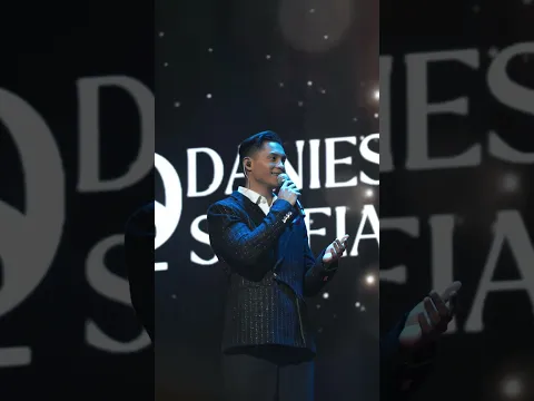 Kira kira di panggung mana lagi yaa yang mau kita berdua nyanyiin? ❤️ #Simpul ♾️