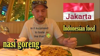 Download 30 days in Indonesia,(day 1)Trying Nasi Goreng in Jakarta for the 1st time. MP3