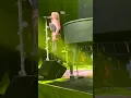 Ingrid Andress: Waste of Lime