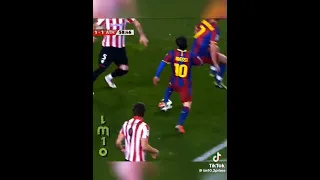 انا مشجع لرونالدو بس بجد انا مشفتش حد بيعمل كده غير ميسي 