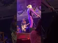 Jennifer Nettles singing “The Little Drummer Boy”