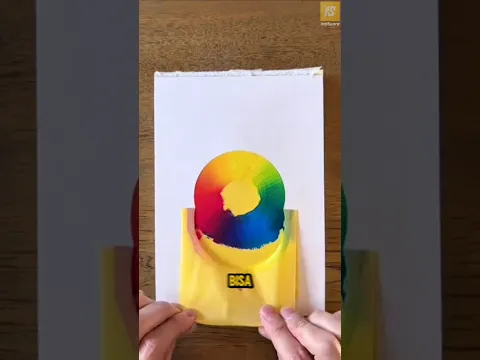Tiga warna dasar yang bisa menciptakan spektrum warna yang luar biasa luas.