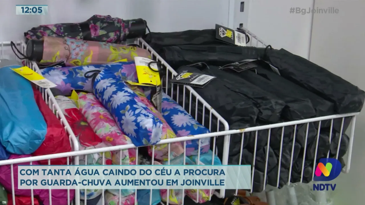 Chove Chuva: Em Joinville moradores sempre têm que ter um guarda-chuva por perto