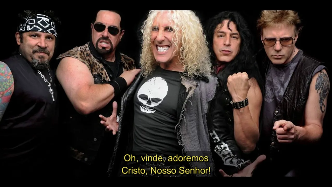 Twisted Sister - Oh Come All Ye Faithful (Tradução) Twisted Sister - Oh Come All Ye Faithful (Tradução)