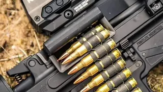 الزمن مش بيغير حد الزمن بيكشف كل إنسان علي حقيقته النجم رآئد عادل الآسيؤطي 