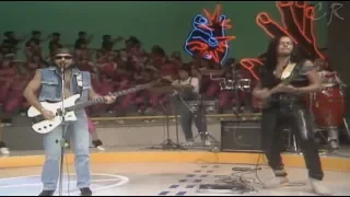 Chiclete com Banana - Fazer Amor / Domingão do Faustão 1990