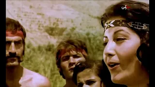 رقص پوری بنایی بین کولی ها 