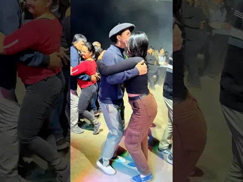 Nada mΓ‘s lindo que un #baile en el campo π