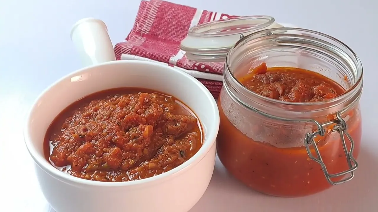 Tomato Sauce Recipe: How to Make Tomato Sauce from Fresh Tomatoes