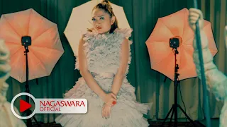 Siti Badriah - Suamiku Kawin Lagi (Official Music Video NAGASWARA) #music. 