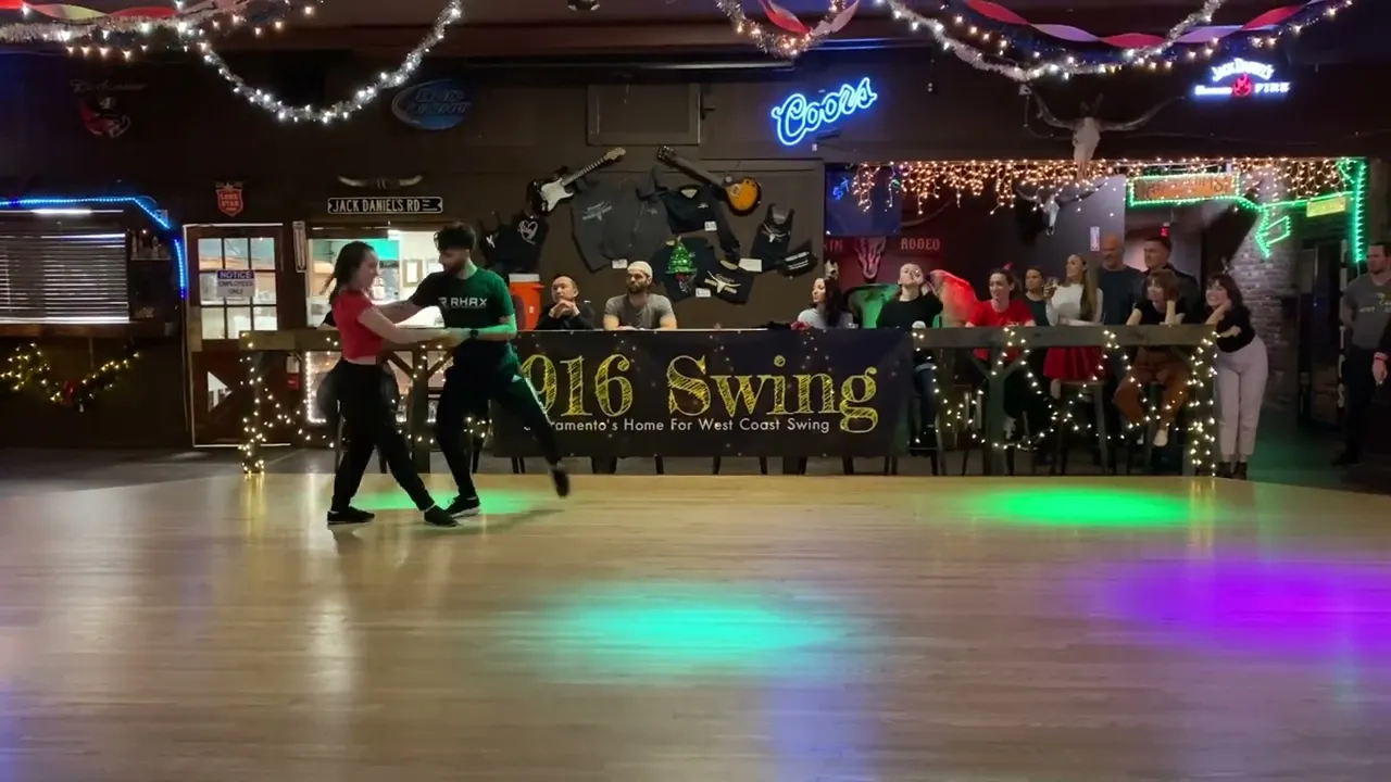 Sam Anspach & Amanda Morrison @ 916 Swing (12/20/22)
