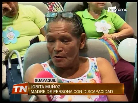 MIES otorgó reconocimientos a cuidadores de personas con discapacidad