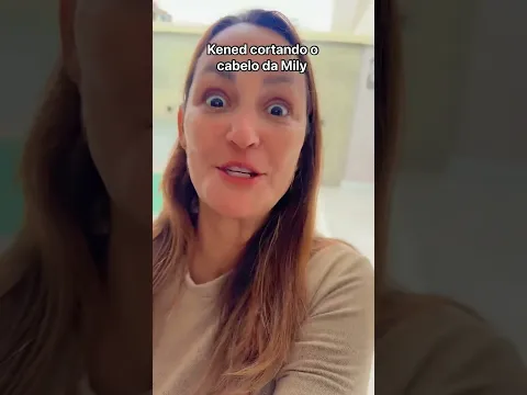 kened cortando o cabelo da Mili #comedia #shorts