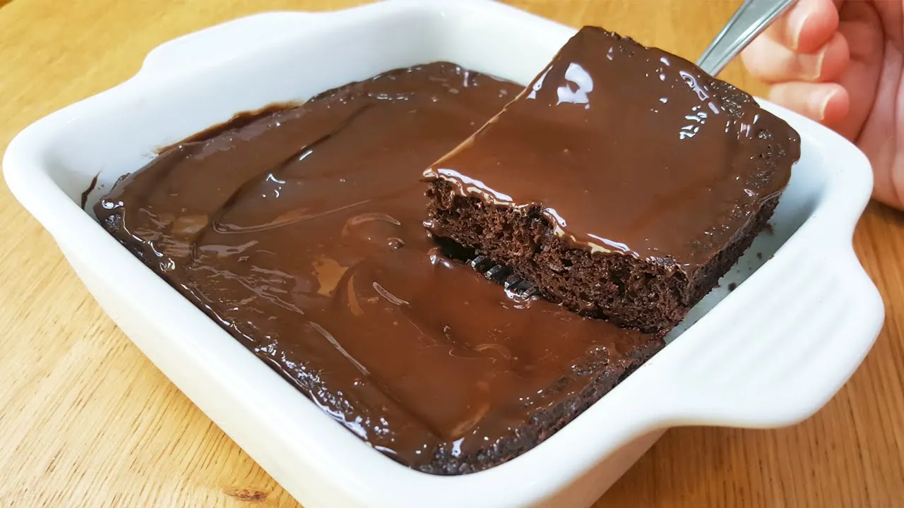 Bolo de Chocolate FIT com Banana: tão gostoso que nem parece FIT! Receitas deliciosas pelo menos 3 v. 