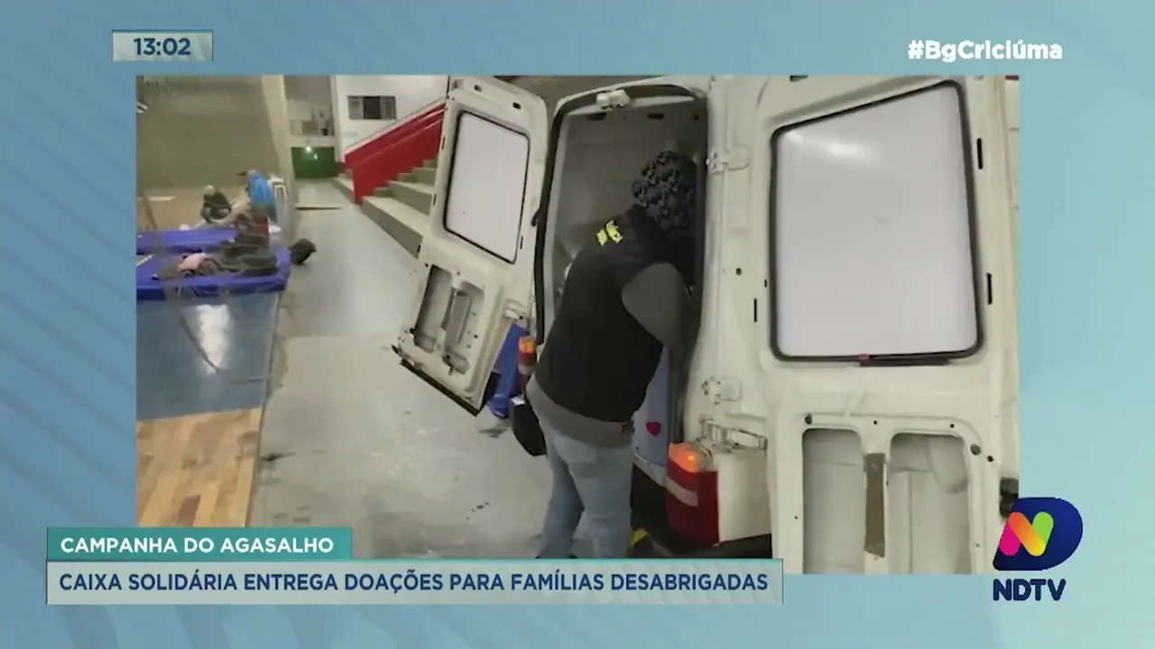 Campanha do Agasalho: Caixa Solidária entrega doações para famílias desabrigadas em Criciúma
