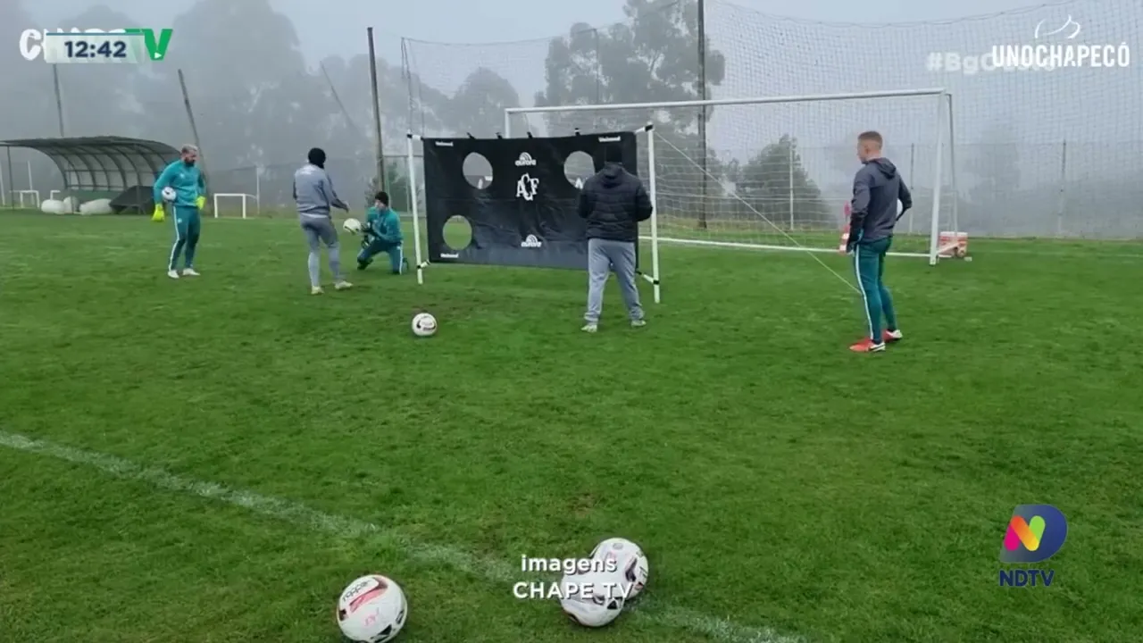 Chapecoense reapresenta e finaliza preparação para enfrentar o Criciúma
