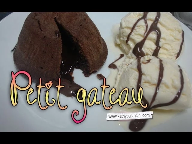 PETIT GATEAU, COMO FAZER POR: KATHY CASTRICINI