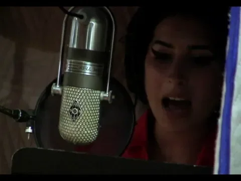 Download MP3 Amy Winehouse and Mark Ronson record Back To Black