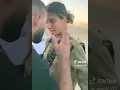 Lagu Female Israeli soldiers and Palestinian men