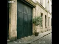 Dans La Rue De Paris