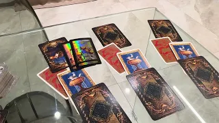 Почему партнер молчит / отдалился / избегает / не идет в отношения? 🤫 Аналитика на Таро ✨