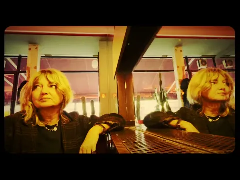 Autour de Lucie "Quelque Part" (clip officiel) - YouTube thumbnail