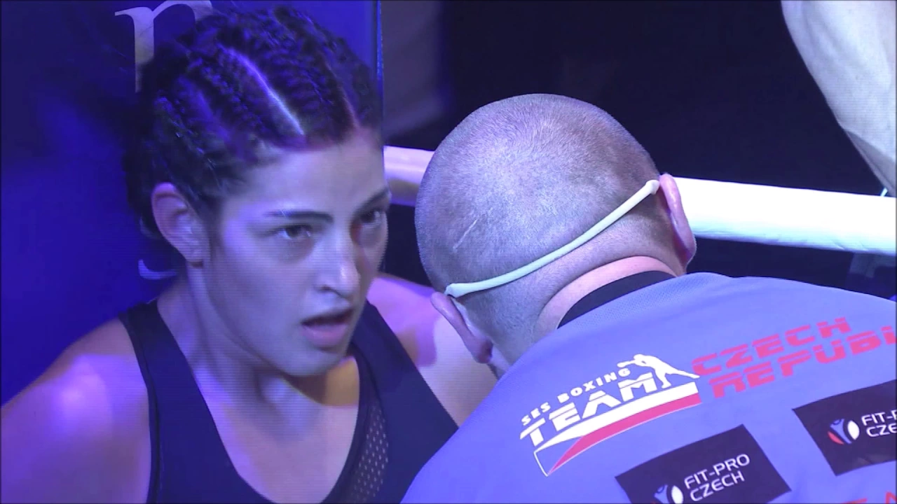 Lucie Sedláčková vs Pasa Malagic, 19. 11. 2016, BOX LIVE Karlovy Vary