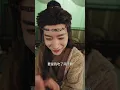 官府發媳婦，窮小子竟一口氣領走三位美人，明年交不起五個人的賦稅就要被砍頭！全村等著看他笑話，他卻狂笑：明年我要繳稅還是收稅還不一定！誰知他早已綁定稱霸亂世的系統！