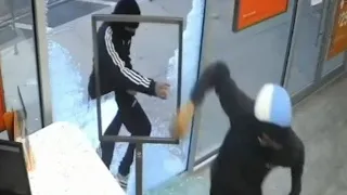shows Boost mobile store looted in the Bronx