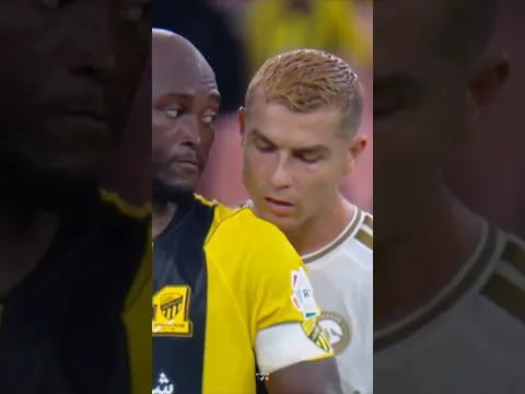 Ronaldo secretly checks Al-Ittihad’s tactics 😂👀